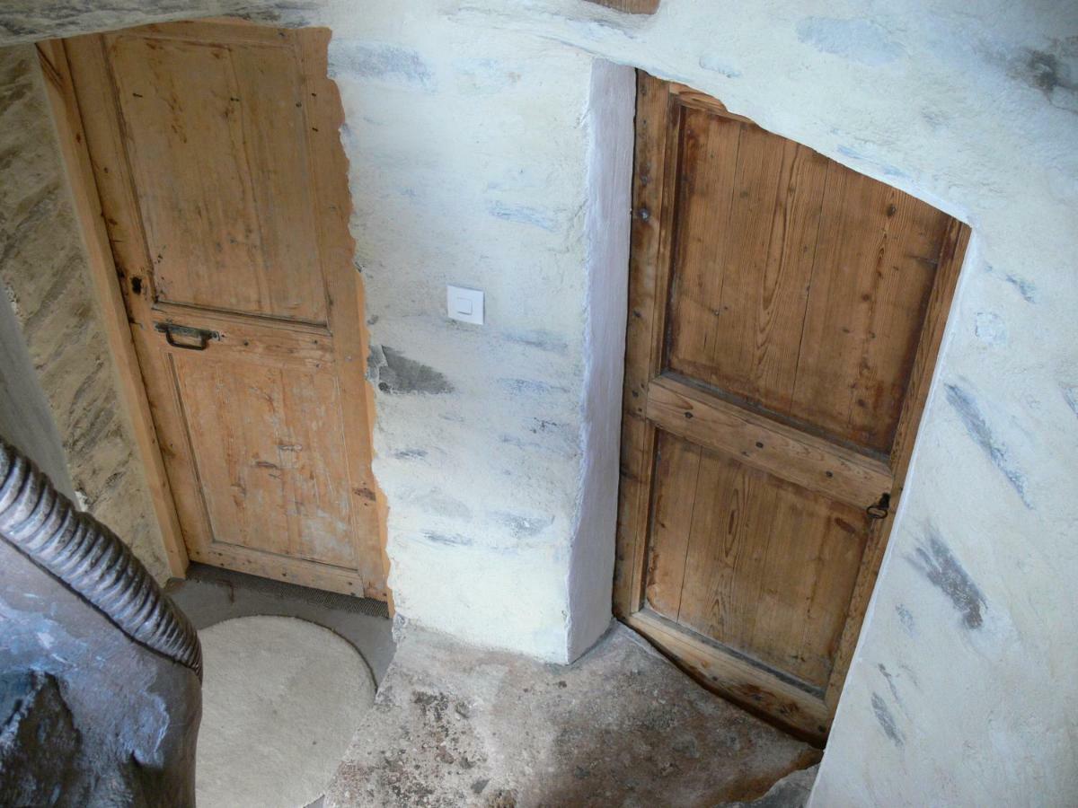 A La Bouge'Hotes Bellentre Exterior foto